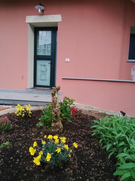Da Laura E Sergio Vezzi Portio Bagian luar foto